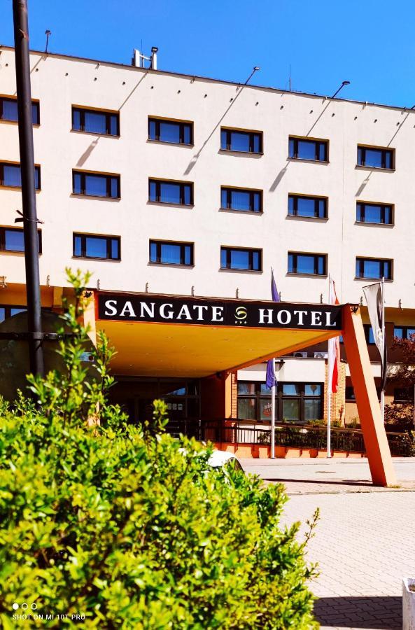 Sangate Hotel Airport Βαρσοβία Εξωτερικό φωτογραφία